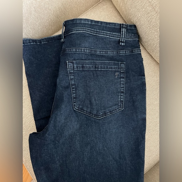 Men’s perfect jeans - Picture 1 of 2